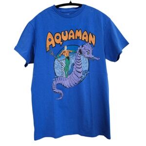 DC Comics Aquaman‎ T-Shirt Men's Medium Blue Graphic Print Superhero Sea Horse